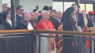 Papa 14. Leo, İznik’te ayinde 1 Vatikan Devlet Başkanı Papa 14. Leo, Bursa'nın İznik ilçesinde, Birinci İznik Konsili'nin 1700. yıl dönümüne ilişkin ayine katılarak hitapta bulundu