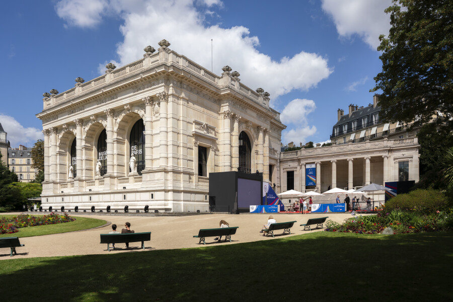 Ekrem İmamoğlu hakkında hazırlanan iddianamede yer alan ve Paris’te kiralandığı belirtilen “İstanbul Evi”nin iç ve dış görüntüleri ortaya çıktı.