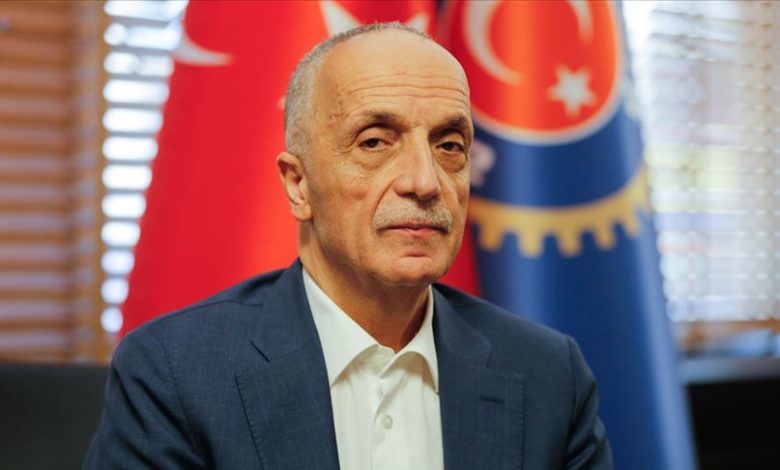 TÜRK-İŞ Genel Başkanı Ergün Atalay, yönetmelik değişmediği sürece Asgari Ücret Tespit Komisyonu’na katılmayacaklarını açıkladı.