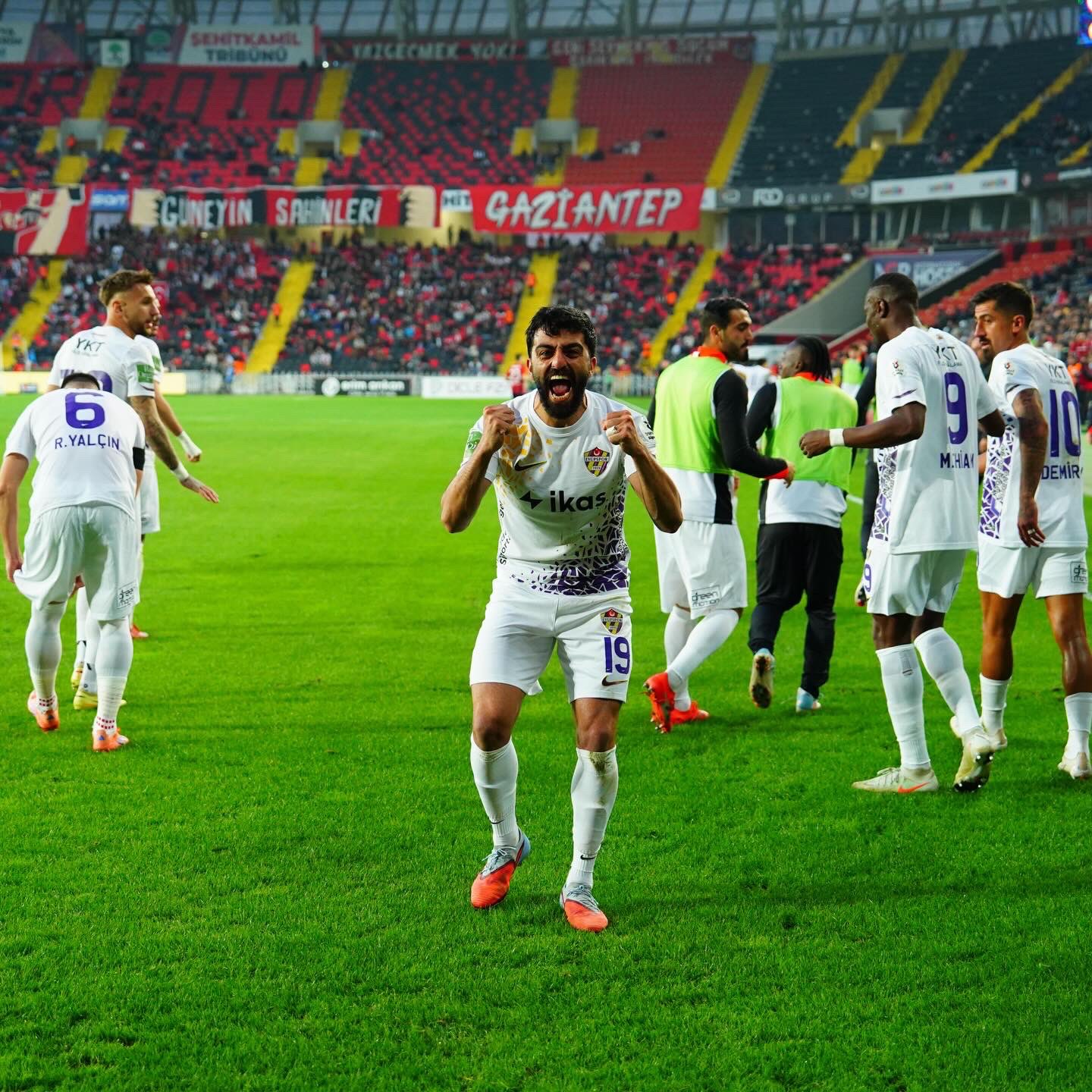 Trendyol Süper Lig’de Gaziantep FK, kendi evinde Eyüpspor’a yenilerek teknik direktör Burak Yılmaz döneminde ikinci mağlubiyetini aldı