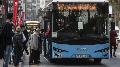 Ankara'da ulaşıma zam 1 Ankara'da ulaşıma yapılan son zamla zamla birlikte halihazırda 26 TL olan tam bilet ücreti, yüzde 35'lik artışla 35 TL'ye yükseltildi