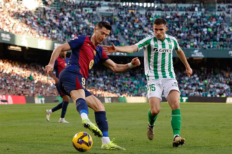İspanya Ligi’nde Barcelona, 1-0 geriye düştüğü Real Betis deplasmanında 5-3 kazanarak liderliğini devam ettirdi