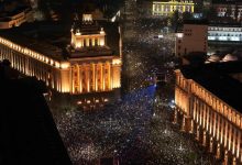 Haftalardır Bulgaristan’da süren yeni bütçe tasarısı karşıtı protestolar sonuç verdi. Hükümet istifa etti