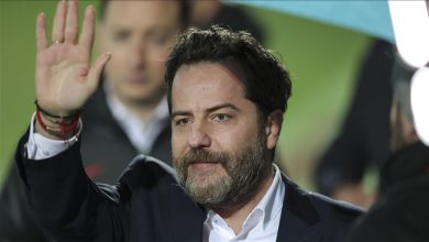 “Futbolda Bahis Soruşturması” kapsamında, aralarında Erden Timur’un da bulunduğu 29 şüpheli hakkında 11 ilde eş zamanlı operasyon düzenlendi.