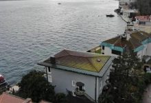 Ünlülere yönelik yürütülen uyuşturucu soruşturmasında hakkında yakalama kararı bulunan iş insanı Kasım Garipoğlu’nun Yeniköy’de kiraladığı yalı görüntülendi.