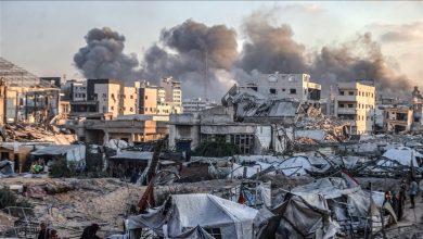 Gazze’de ateşkes ağır ihlallerle çökerken bilanço büyüyor 1 Gazze Hükümeti, 10 Ekim’de devreye giren ateşkesin İsrail ordusu tarafından 591 kez ihlal edildiğini, saldırılarda 357 kişinin öldüğü açıkladı.