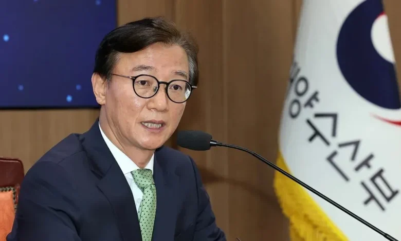 Güney Kore’de Birleşme Kilisesi adlı dini grupla bazı siyasetçiler arasında rüşvet ilişkisi bulunduğuna dair iddialar ülke gündemini altüst etti.