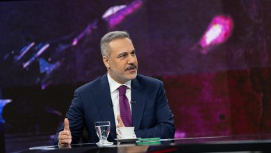 Hakan Fidan: Suriye’de yatırımlar başladı ama yıkım çok büyük 10 Dışişleri Bakanı Hakan Fidan, Suriye’de yatırımların yavaş yavaş hayata geçirildiğini belirterek, geri dönüşler için temel hizmetleri sağlayacak güçlü bir altyapıya ihtiyaç olduğunu söyledi.