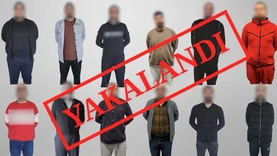İçişleri Bakanı Ali Yerlikaya, Gürcistan, Almanya, Avusturya ve Fransa’da yakalanan 12 firarinin Türkiye’ye iade edildiğini açıkladı.