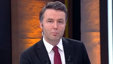 Mehmet Akif Ersoy tutuklandı! Suçlamalar şaşırttı 10 Habertürk TV Genel Yayın Yönetmeni Mehmet Akif Ersoy’un da aralarında olduğu dört şüpheli hakkında tutuklama kararı verildi.