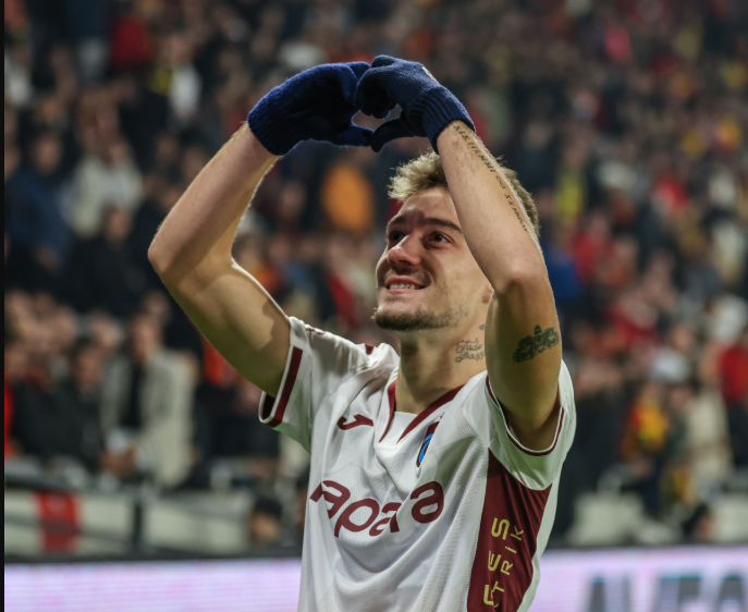 Trendyol Süper Lig’de Trabzonspor, Göztepe deplasmanında kazanırken Ernest Muci son 3 maçında 5. golünü kaydetti