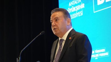 Belediye başkanlığı görevinden uzaklaştırılan Muhittin Böcek ile birlikte toplam 7 şüphelinin ek ifadelerine başvurulacak.