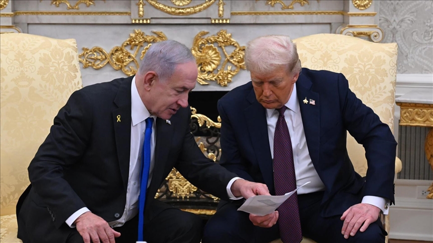 İsrail Başbakanı Netanyahu, Gazze’de ilk hedeflere ulaştıklarını belirterek Trump ile yapacağı görüşmede planın ikinci aşamasını ele alacaklarını söyledi.