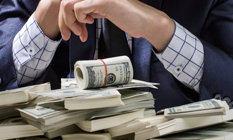 İngiliz gazetesi Guardian’ın haberine göre dünyada en zengin 56 bin kişinin serveti, en yoksul 4 milyar kişinin toplamından 3 kat daha fazla