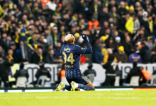 Trendyol Süper Lig’in tek yenilmez takımı Fenerbahçe, Eyüpspor deplasmanında kazanarak maç fazlasıyla lider Galatasaray’ı yakaladı