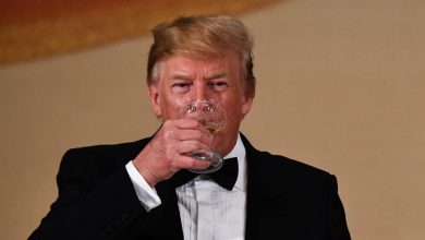 Wiles: Trump alkol kullanmıyor ama alkolik bir kişiliğe sahip 11 Donald Trump’ın Özel Kalem Müdürü Susie Wiles’ın bir dergiye verdiği röportajda kullandığı ifadeler Washington’da geniş yankı uyandırdı.