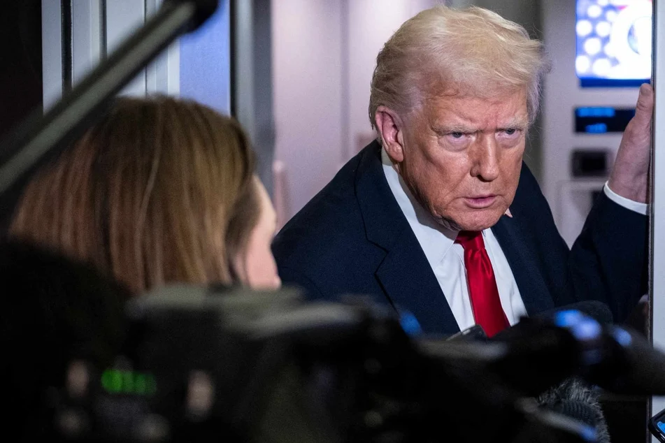 ABD Başkanı Donald Trump, Honduras’taki devlet başkanı seçiminde oy sayımının durdurulduğu iddialarına tepki gösterdi