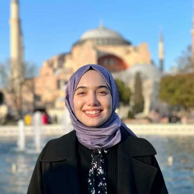 Fatma Zehra Kınık Demir'e takdir indirimi! 1 Bir gencin ölümüne neden olduğu için yargılanan eski Kızılay Başkanı’nın kızı Fatma Zehra Kınık Demir, 'takdir indirimi' uygulanarak 2 yıl 6 ay hapis cezasına çarptırıldı