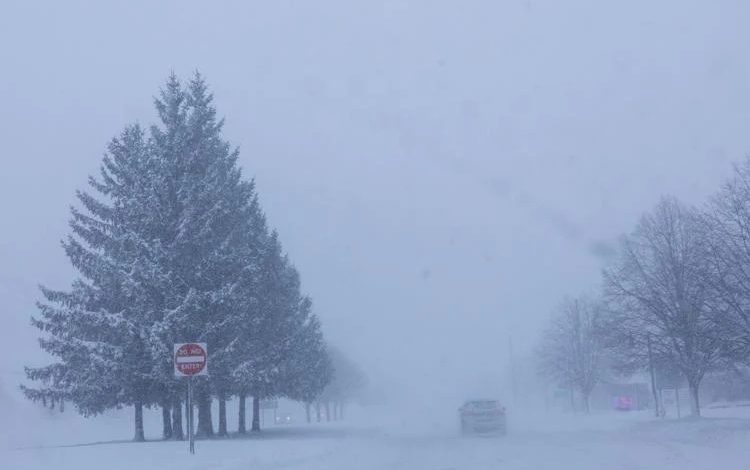 ABD’nin kuzeyinde kar ve dondurucu soğukların etkisi sürerken, bu hafta sonu güney eyaletlerini buzla kaplayabilecek yeni bir fırtına bekleniyor.