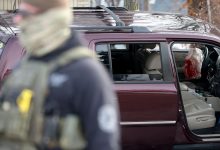 Amerika'nın Minneapolis kentinde, 37 yaşındaki Renee Good'un ICE polisleri tarafından öldürülmesinin ardından büyük protestolar düzenleniyor