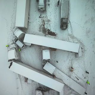 ABD, Batı Michigan'daki Interstate 196'da 100'den fazla aracın karıştığı büyük bir zincirleme kaza meydana geldi