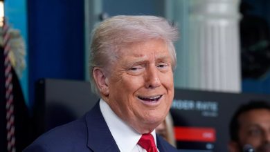 New York Times: ABD hâlâ güçlü ve başkalarını kendi iradesine boyun eğdirebilecek kapasitede olsa da, tek kutuplu egemenliğinin dönemi sona erdi