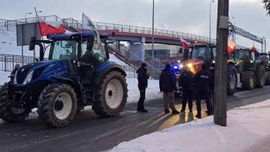 Avrupa'da çiftçiler ayakta 13 Avrupa Birliği'nin Mercosur Anlaşması'na isyan eden çiftçiler, Fransa'nın ardından Almanya, Norveç ve Belçika başta olmak üzere birçok ülkede traktörleriyle ayaklandı