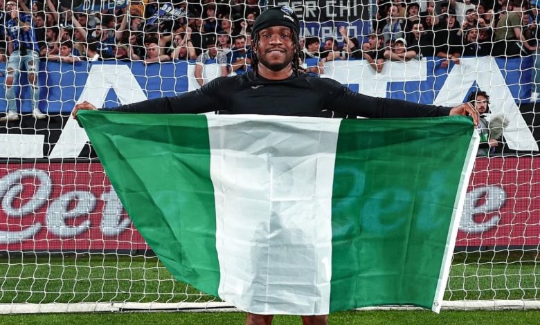 Fenerbahçe, Atletico Madrid'in teklifine karşın, Atalanta'dan Ademola Lookman'ı kadrosuna katmak üzere