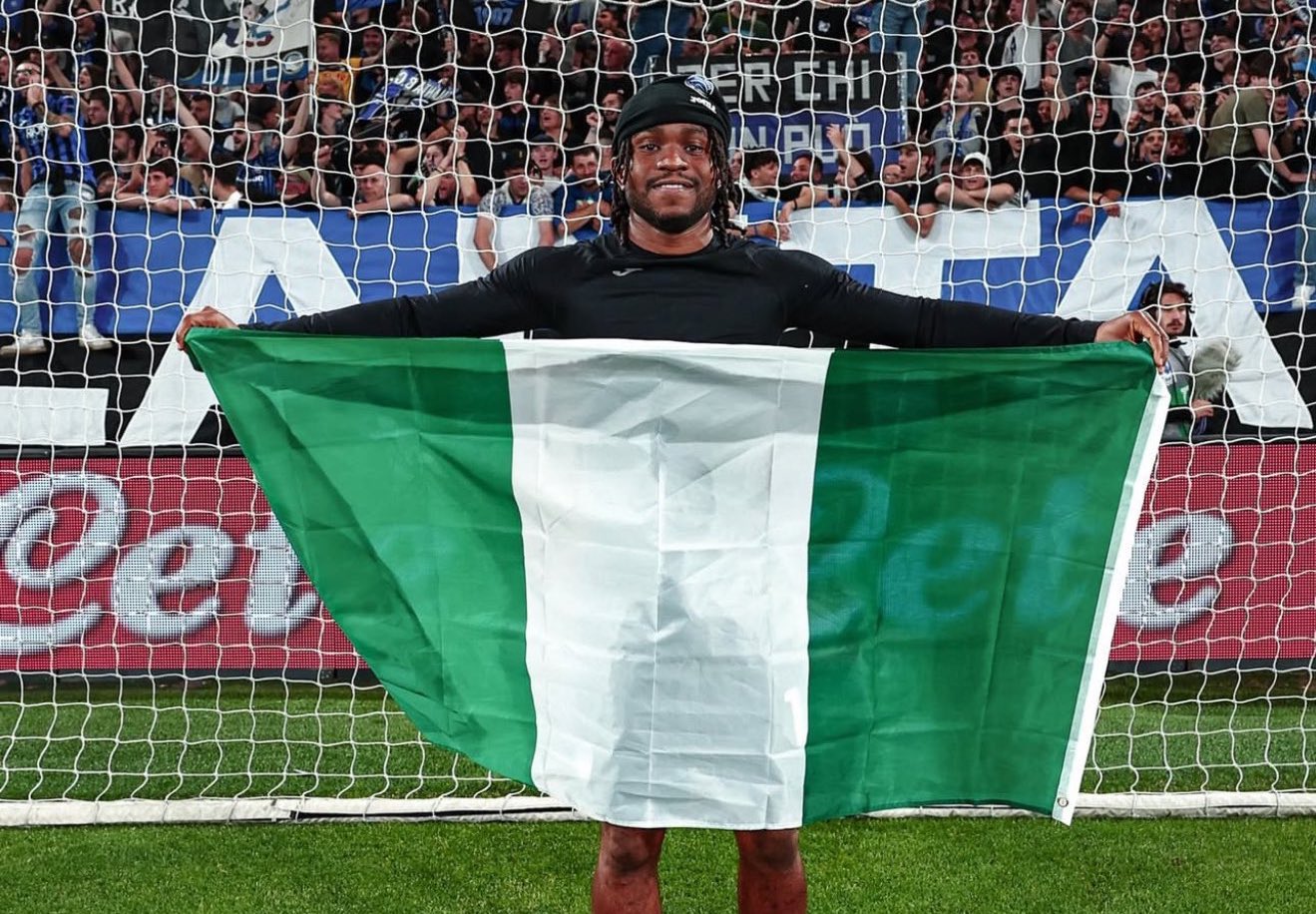 Fenerbahçe, Atletico Madrid'in teklifine karşın, Atalanta'dan Ademola Lookman'ı kadrosuna katmak üzere