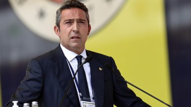 Fenerbahçe Kulübü'nün eski başkanı Ali Koç alacağı tüm parayı resmen hibe etti