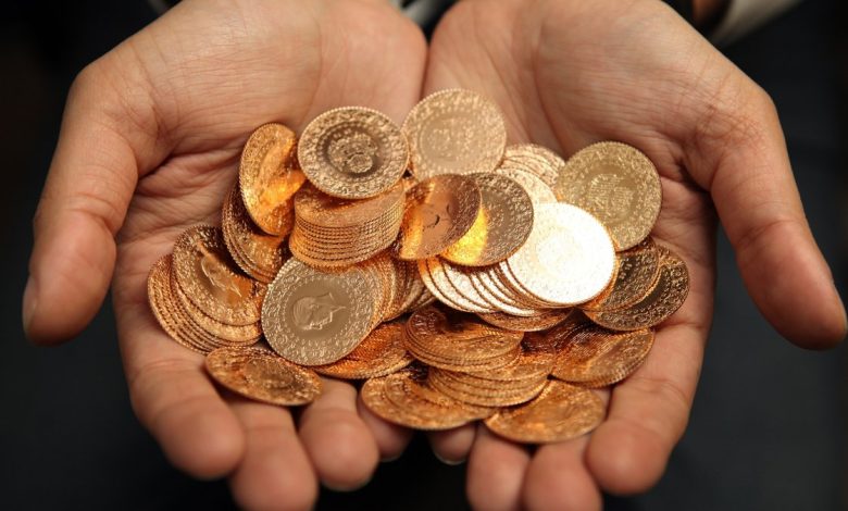 Altını nakit alıma sınırlama geliyor 3 Çeyrek ve gram altın gibi yatırım amaçlı işlenmemiş altın alımları için nakit alım sınırı 30 bin TL olacak