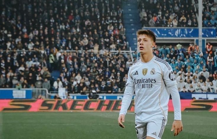 Arda Güler’e 13 dakika yetti 1 İspanya Ligi’nde Real Madrid, Real Betis’i 5-1 yenerken 77. dakikada oyuna dahil olan Arda Güler bir asist yaptı