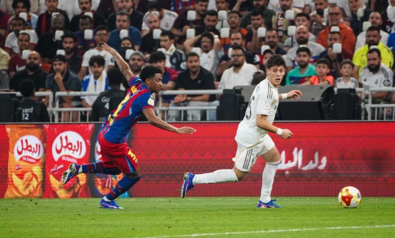 Real Madrid'in ezeli rakibi Barcelona'ya 3-2 kaybettiği Süper Kupa finalinde Arda Güler'in 68. dakikada sahaya sürülmesine tepki var