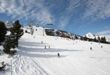 Bansko kayak planı yapanların gözdesi Pirin eteklerinde, 3 gece oda/kahvaltı konaklama ve uçuş dahil WTS paketiyle bu kış çok daha ulaşılabilir hale geliyor.