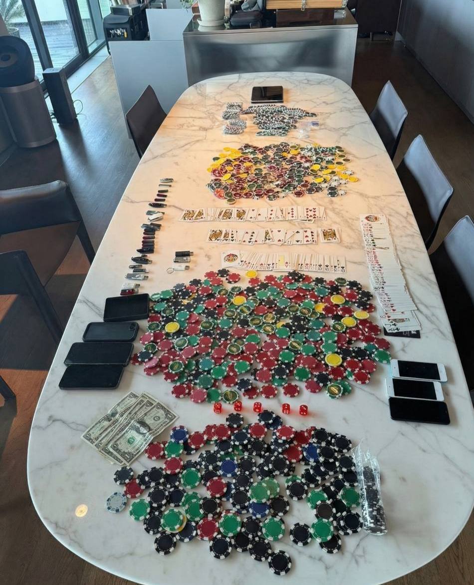 Bebek Otel soruşturmasında Muzaffer Yıldırım'ın kumarhaneye çevirdiği rezidansından dev şantaj arşivi çıktı