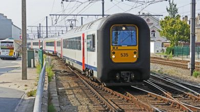 Belçika’da demiryolu çalışanlarının başlattığı yeni grev dalgası, ülke genelinde ulaşımı zorlaştırdı.