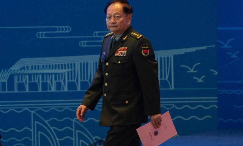 Çin'de darbe girişimi 6 Çin'de ABD'nin FETÖ benzeri yapılanmasında darbe girişimi son anda engellenirken 3 bine yakın üst rütbeli asker gözaltına alındı