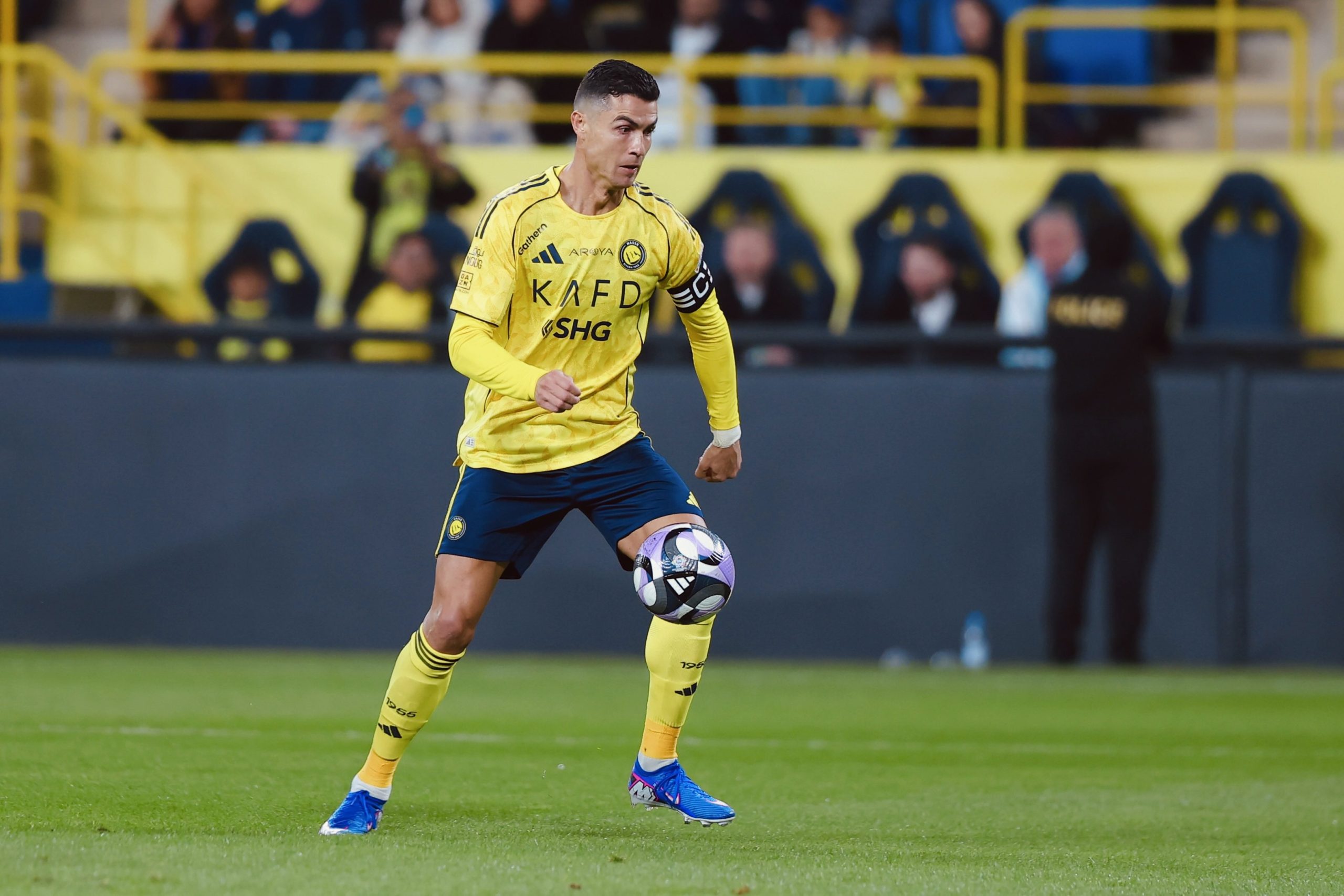 Cristiano Ronaldo'lu Al Nassr evinde Al Qadsiah'a 2-1 yenilerek Suudi Arabistan Ligi'nde şampiyonluk yarışında ağır yara aldı