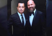 Acun Medya Genel Koordinatörü Esat Yontunç hakkında fuhuş suçu ve uyuşturucu kullanımını kolaylaştırma suçlarından yakalama kararı çıkarıldı