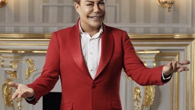 Sanat dünyasının renkli siması olan ve 2.5 aydır yoğun bakımda bulunan Fatih Ürek, 59 yaşında, hayatını kaybetti