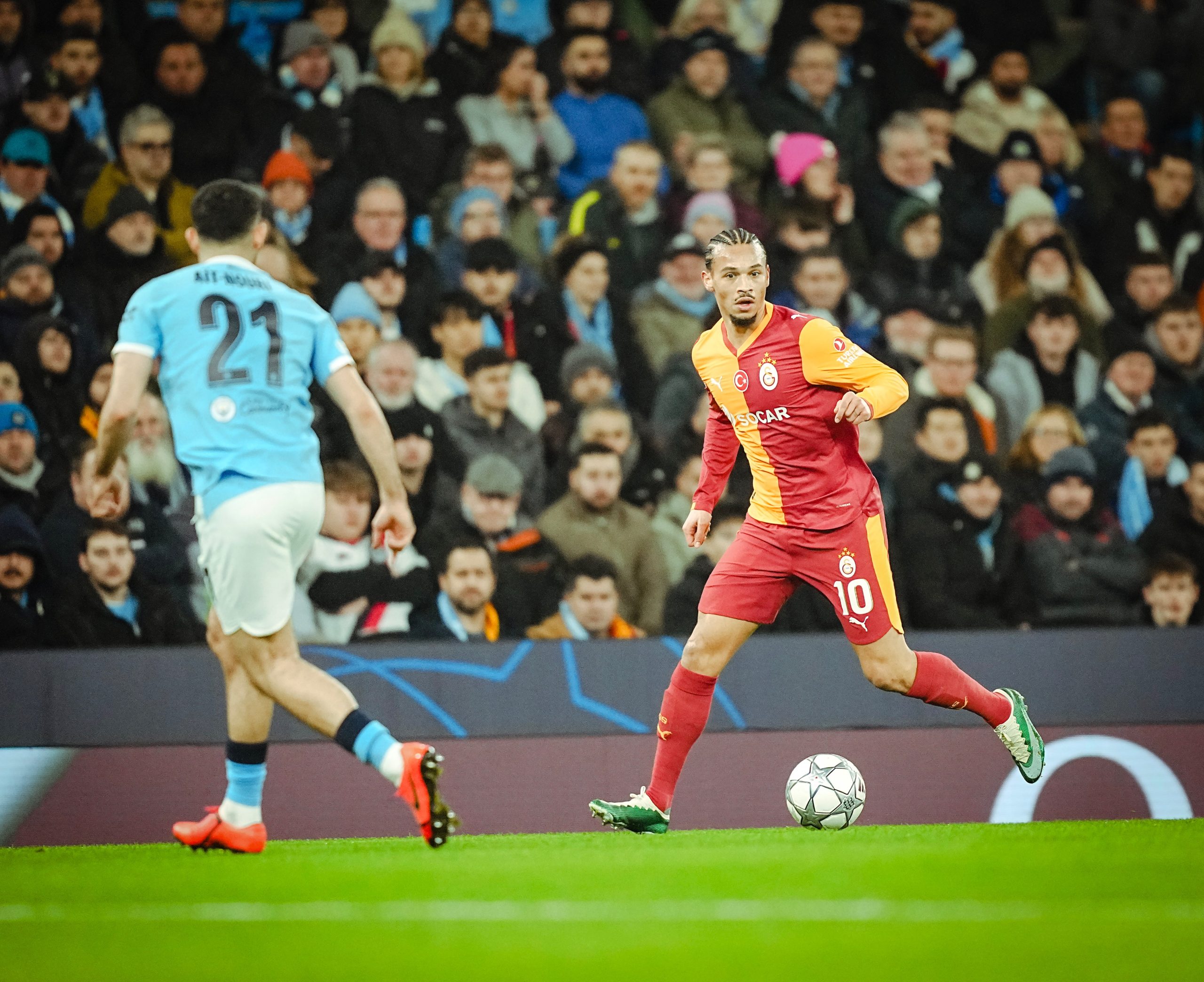 Galatasaray, Şampiyonlar Ligi'nde Manchester City'ye kaybetmesine karşın adını play-off turunu yazdırdı