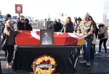 Vefatıyla tüm spor camiasını yasa boğan Galatasaray'ın eski milli futbolcusu ve spor yazarı Gökmen Özdenak için tören düzenlendi