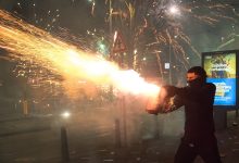 Hollanda'da yılbaşı gecesi 16 ve 18 yaşındaki iki Suriyeli gencin hayatını kaybettiği silahlı saldırıyla bağlantılı bir şüpheli gözaltına alındı.