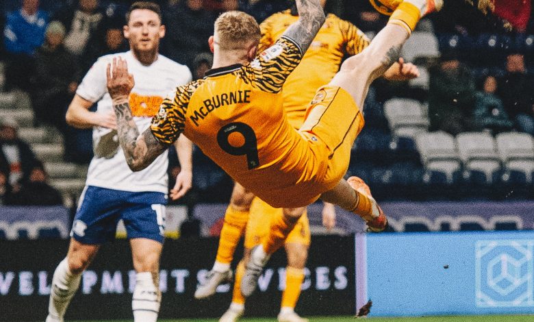 İş insanı Acun Ilıcalı'nın sahibi olduğu Hull City, Preston North End deplasmanında kazanarak Premier Lig'e göz kırptı