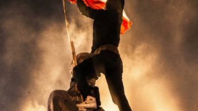 İran'da her geçen gün artan protesto gösterilerinde, son 48 saat içinde, farklı şehirlerde en az iki bin kişinin öldürüldüğü bildirildi