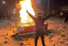 İran'da protesto gösterileri 10. gününe girerken Abdanan ve Malekshahi kentlerinin kontrolü halkın eline geçti