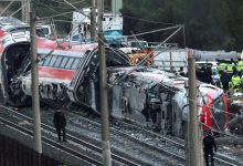 İspanya’nın Cordoba kenti yakınlarında iki hızlı trenin karıştığı kazada 39 kişi yaşamını yitirdi