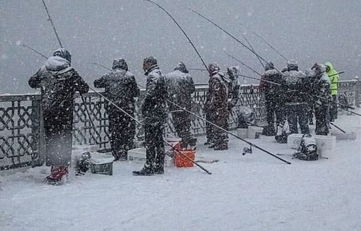 Sıcaklıkların bu akşamdan itibaren sıfırın altına düşeceği İstanbul'da hafta sonu yüksek kesimlerinde kar yağışı bekleniyor