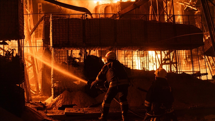 İsviçre’nin ünlü kayak merkezi Crans-Montana’daki bir barda yılbaşı kutlamaları sırasında meydana gelen patlamada çok sayıda kişi hayatını kaybetti