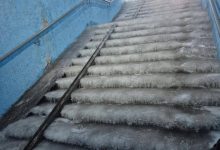 Kiev Belediye Başkanı Vitaliy Kliçko, Rusya’nın enerji altyapısına yönelik yoğun saldırıları sonucu 2026 başında 600 bin kişinin başkenti terk ettiğini açıkladı